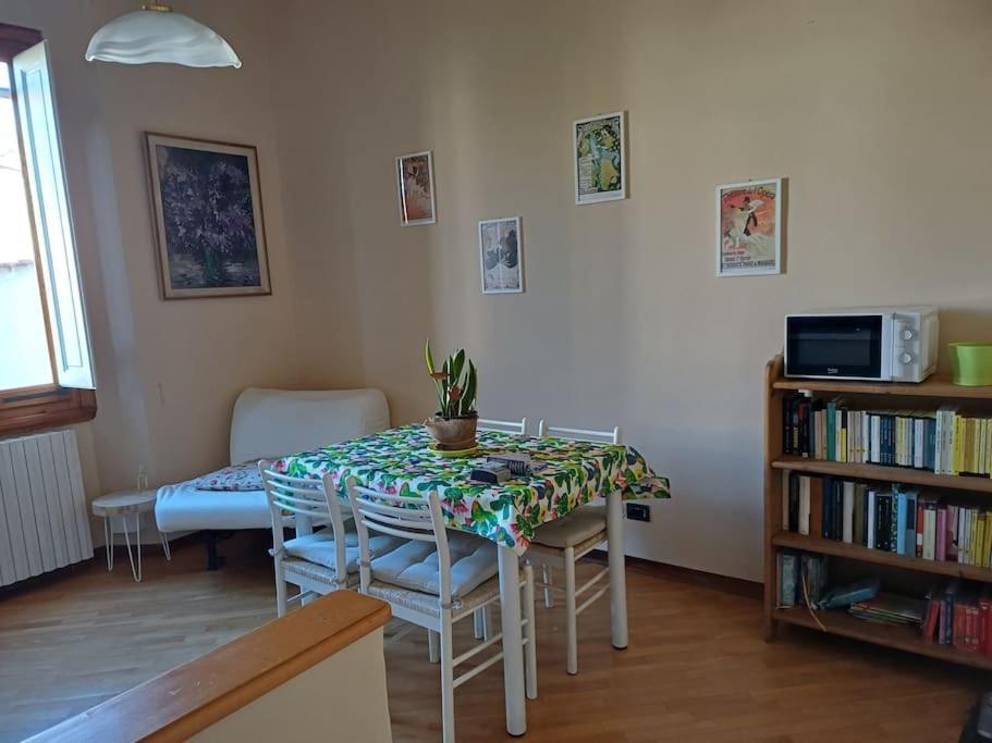 Celeste Apartment-San Frediano Firenze Bagian luar foto